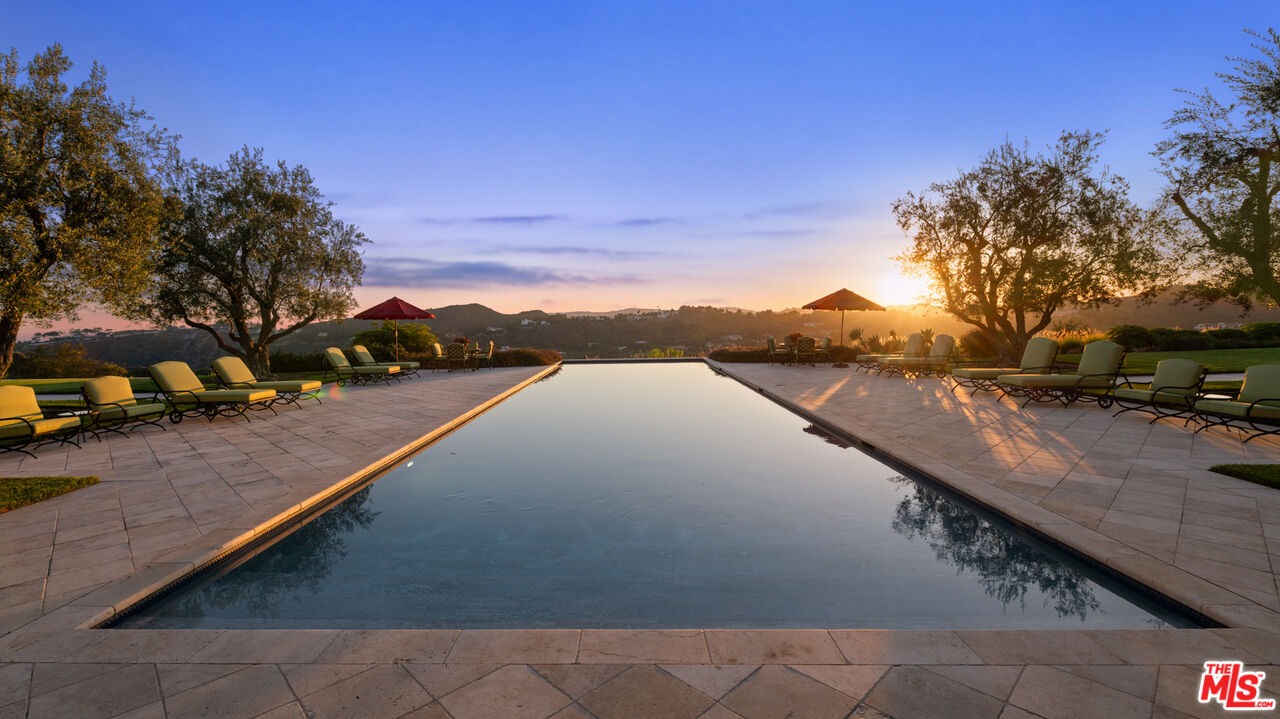 10 Beverly Ridge Terrace Beverly Hills, CA 90210 - Photo 8 of 35 Gallery Image 8