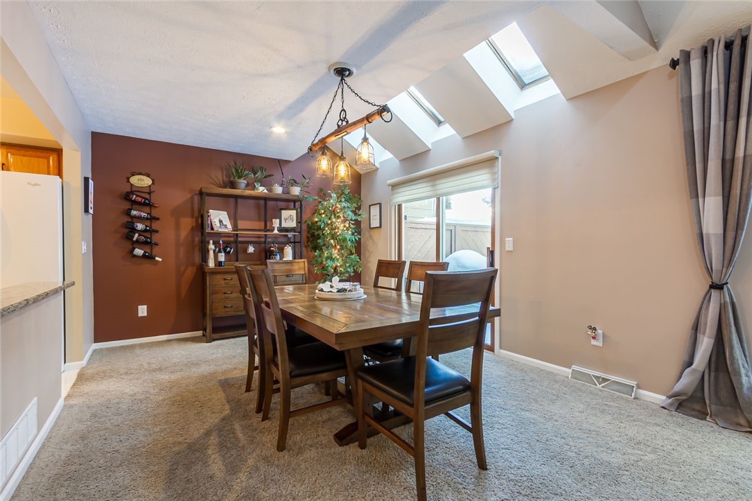 302 Marina View Lane Webster, NY 14580 - Photo 16 of 37