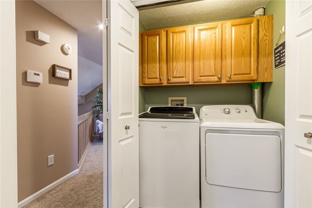 302 Marina View Lane Webster, NY 14580 - Photo 23 of 37