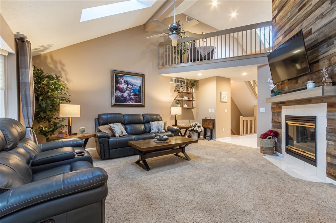 302 Marina View Lane Webster, NY 14580 - Photo 6 of 37