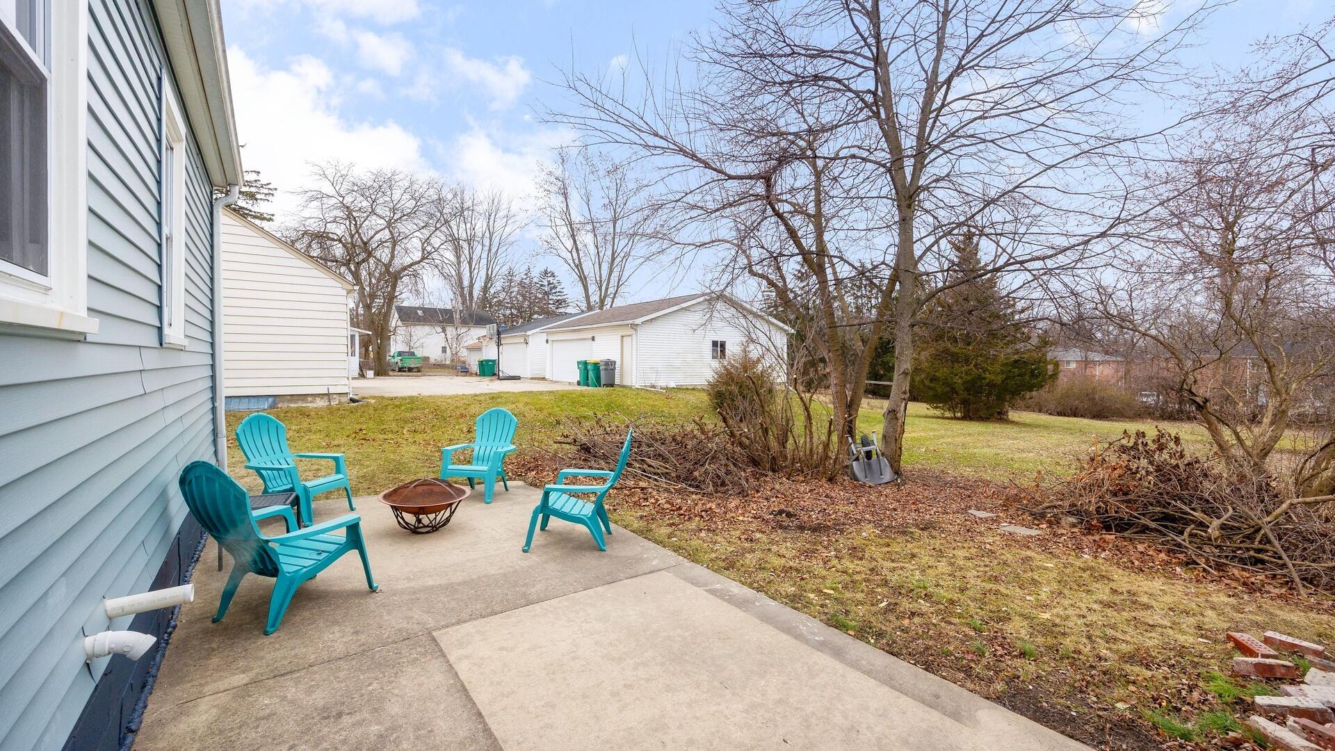 115 North Maple Road Saline, MI 48176 - Photo 7 of 40 006_37