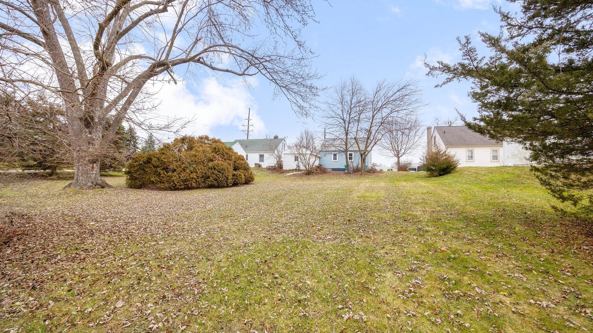 115 North Maple Road Saline, MI 48176 - Photo 9 of 40 008_39