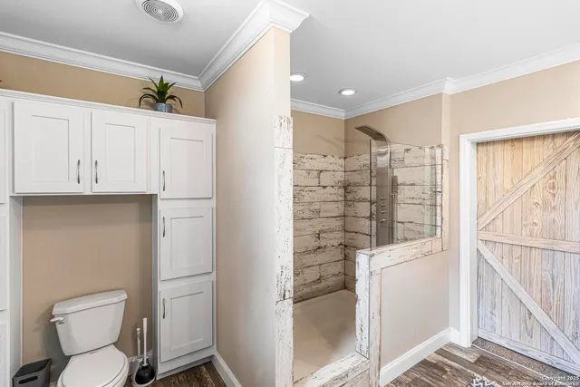 $2,200 | 210 Rhonda Drive, Lytle, TX 78052