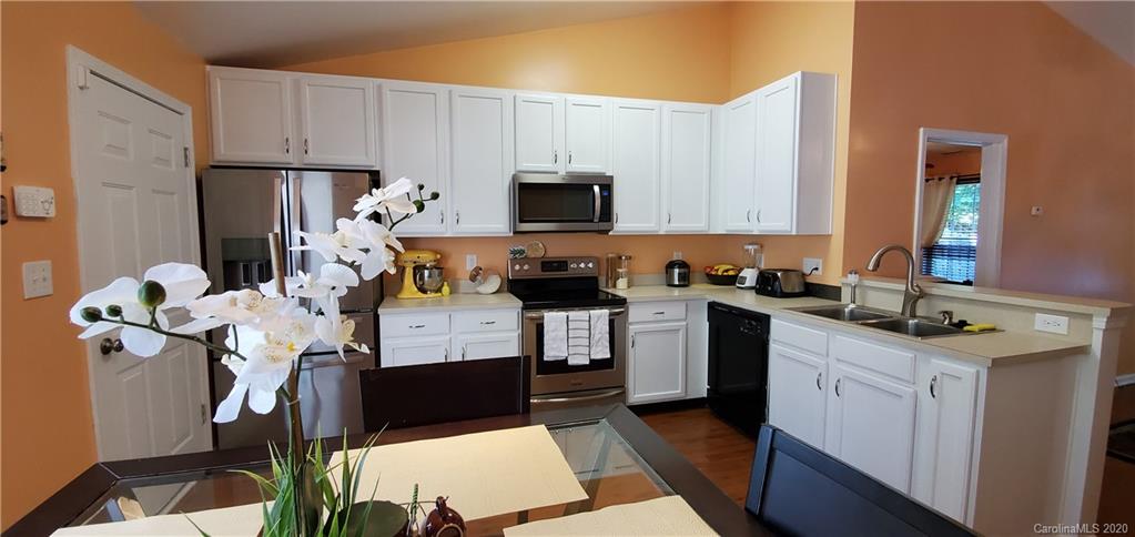 5000 Deerton Road Charlotte, NC 28269 - Photo 15 of 23 Gallery Image 15