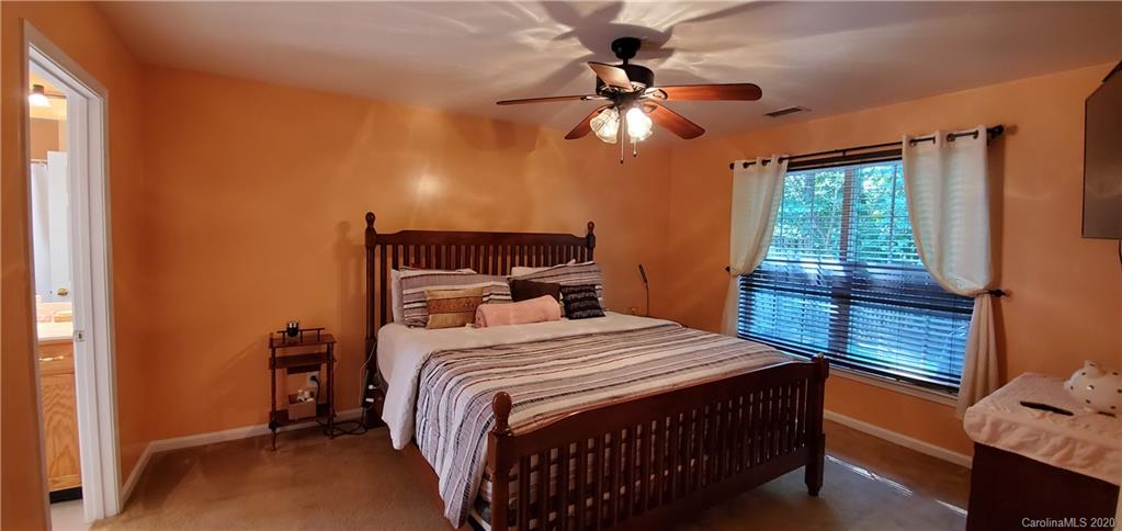 5000 Deerton Road Charlotte, NC 28269 - Photo 17 of 23 Gallery Image 17