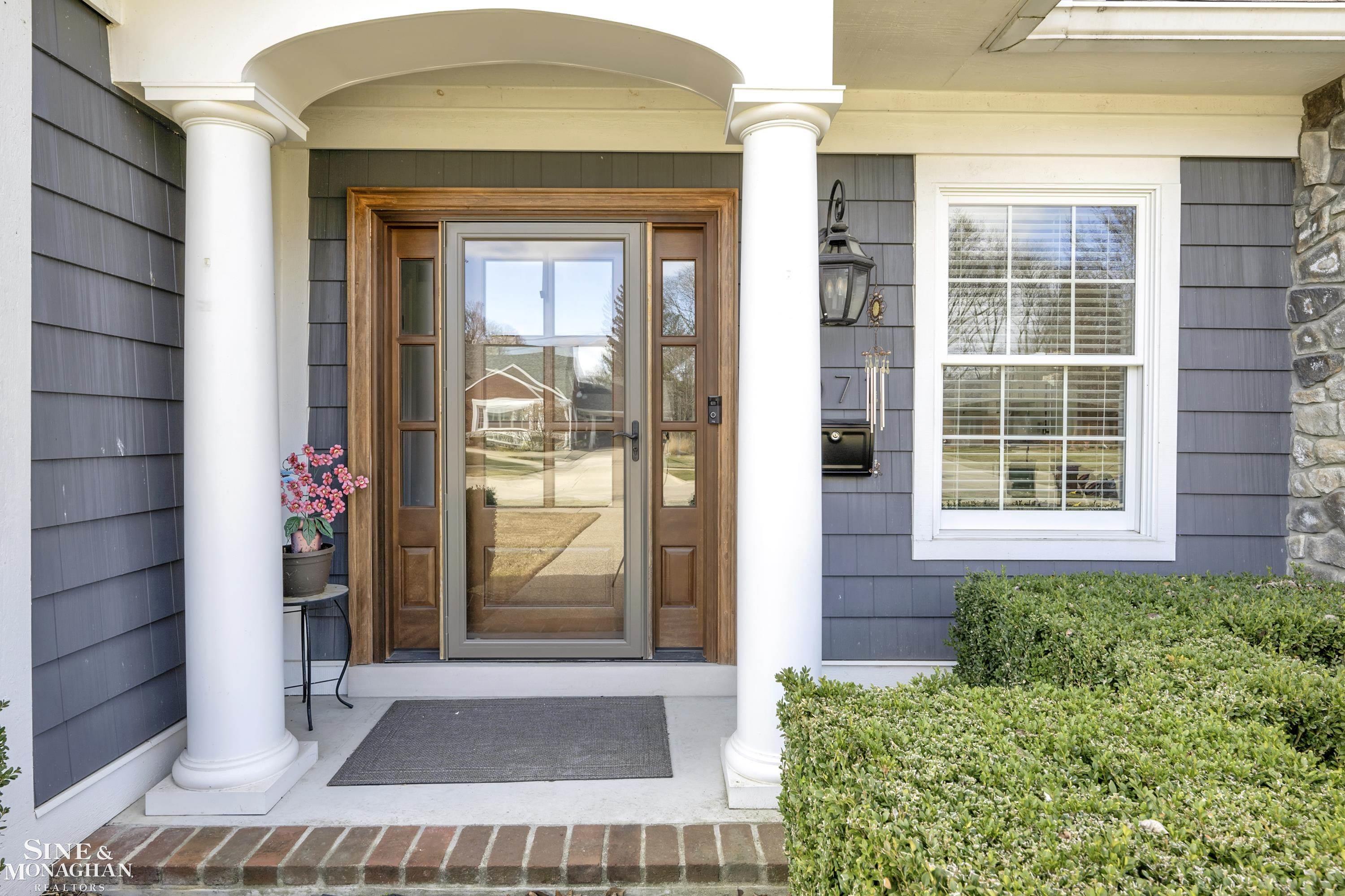 1071 North Renaud Road Grosse Pointe Woods, MI 48236 - Photo 2 of 59