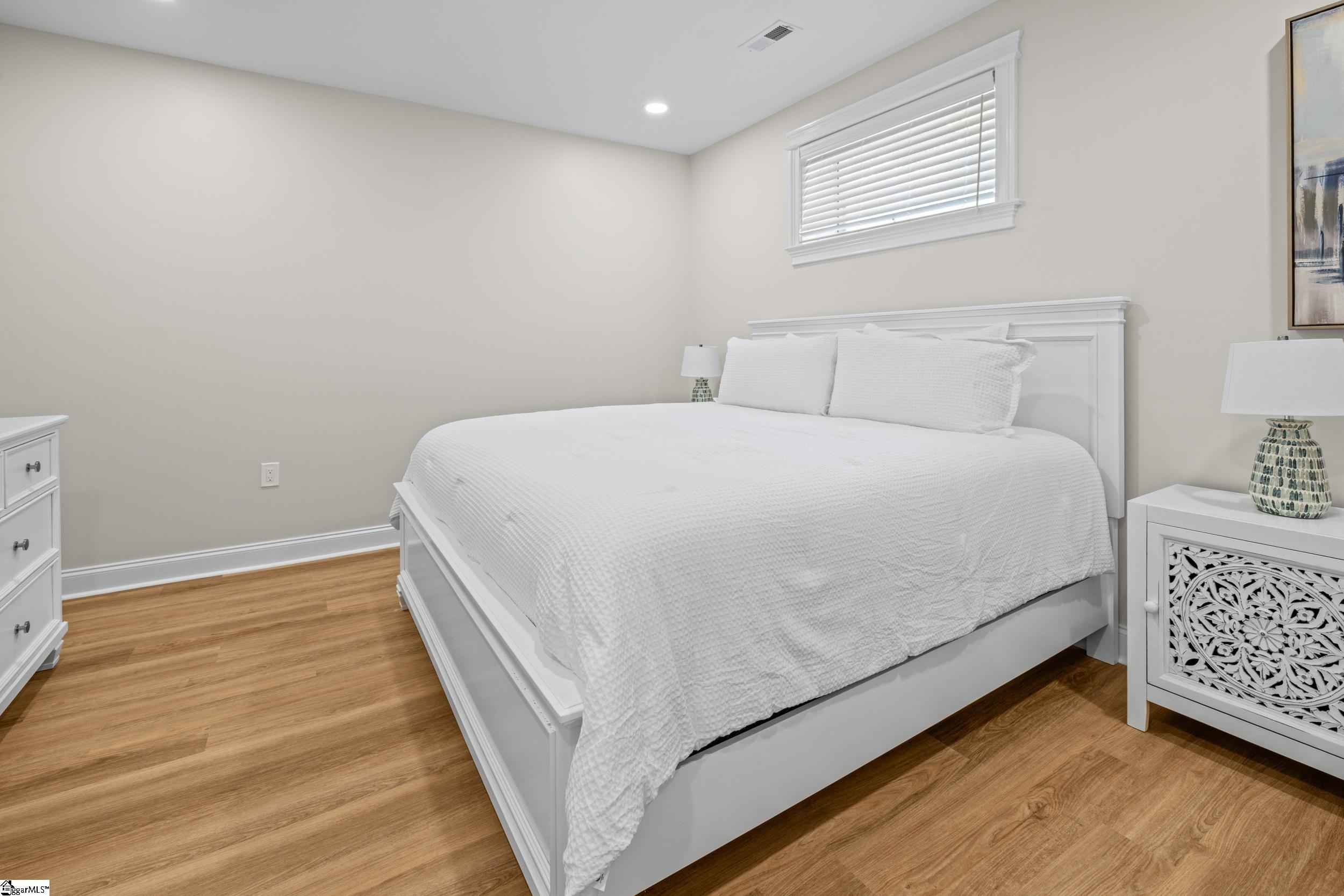 209 Amethyst Way Seneca, SC 29672 - Photo 36 of 48