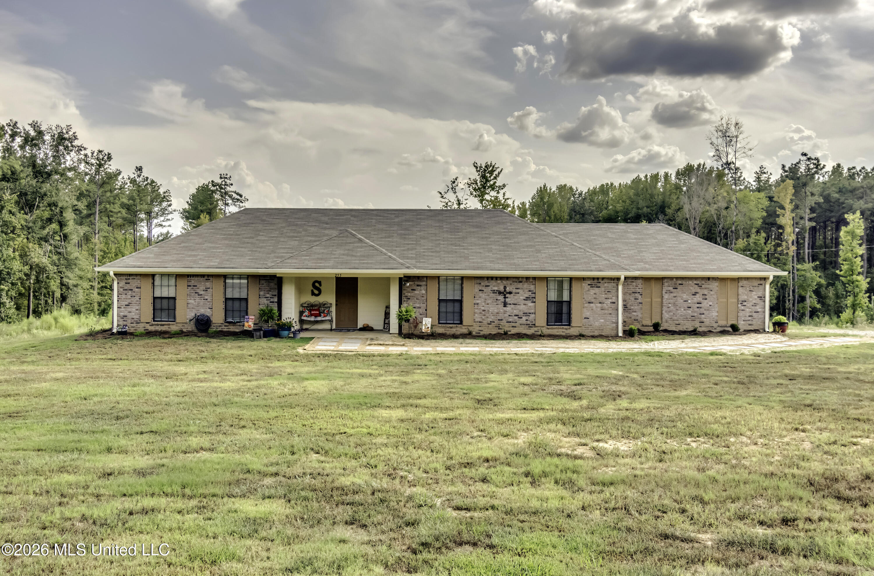 255 Spring Creek Road Flora, MS 39071 - Photo 1 of 72 255 SC-69