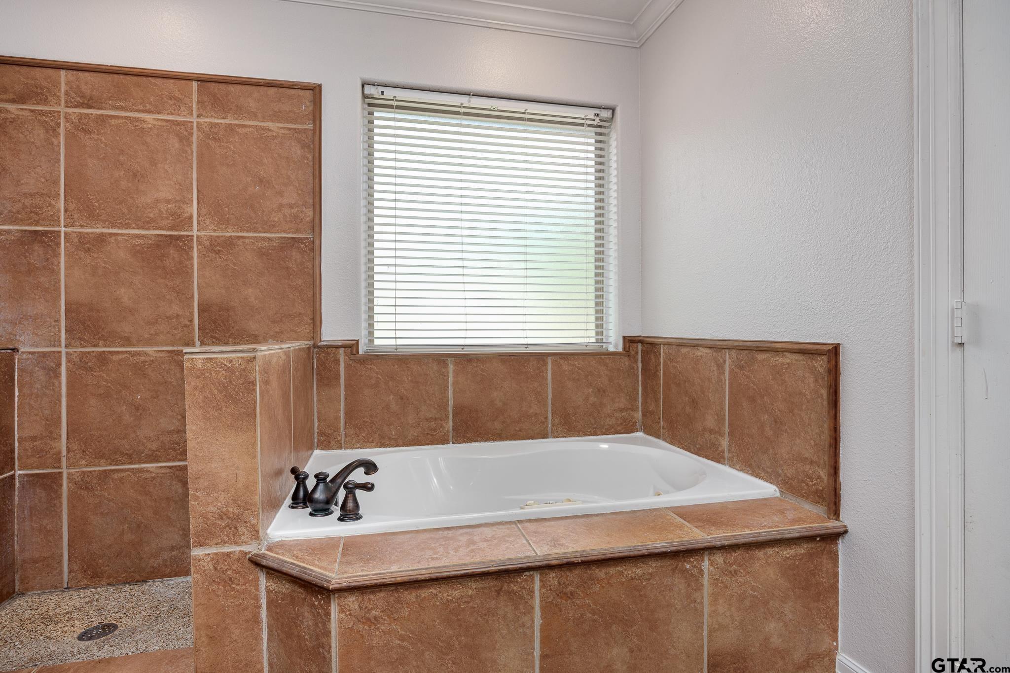 710 Willowood Street Longview, TX 75604 - Photo 19 of 33
