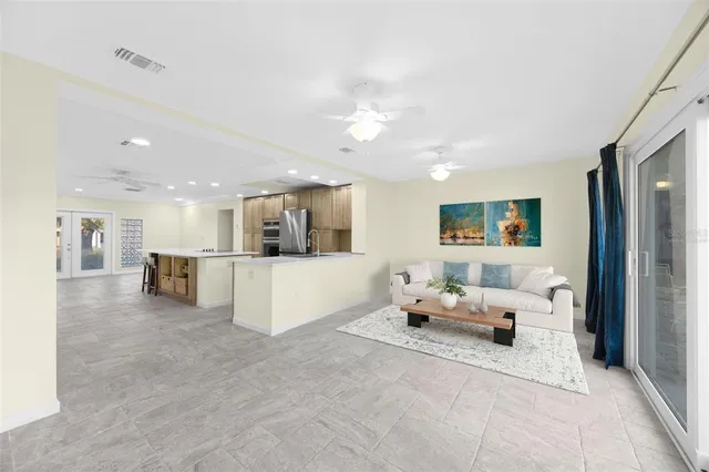 $750,000 | 5207 Palmetto Point Drive, Palmetto, FL 34221