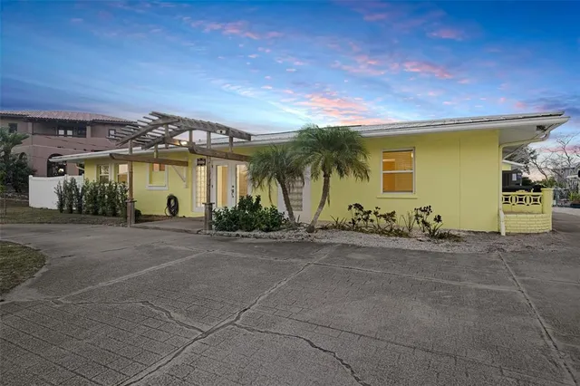 $750,000 | 5207 Palmetto Point Drive, Palmetto, FL 34221