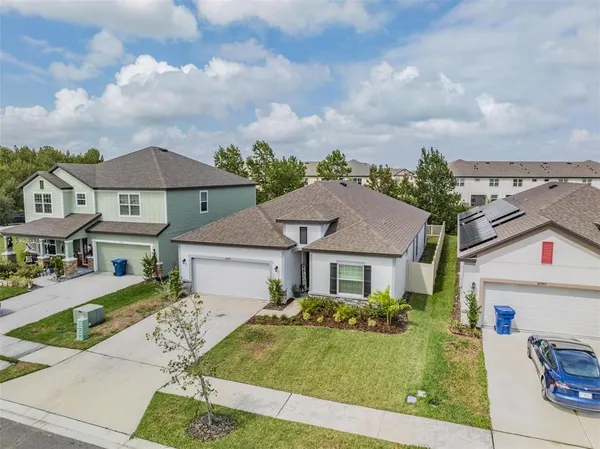 $2,950 | 30989 Jazz Leaf Place, San Antonio, FL 33576