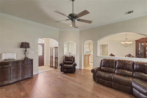 $299,000 | 5062 Longstreet Place, Bossier City, LA 71112