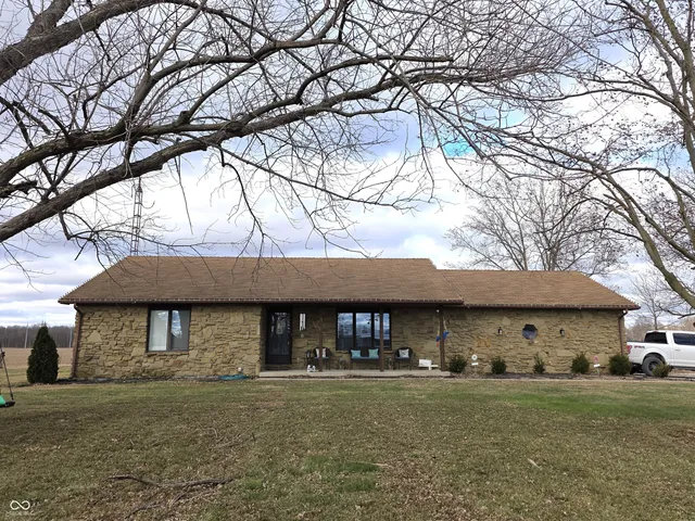 $325,000 | 3066 West Old State Road, Flat Rock, IN 47234