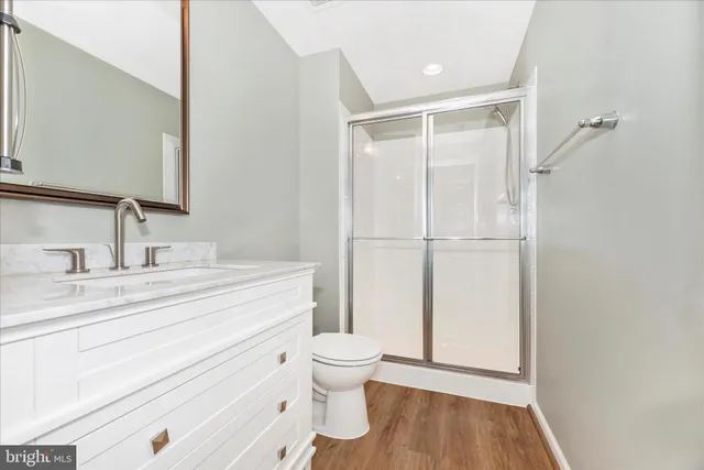 $450,000 | 18423 Roslin Place, Hagerstown, MD 21740