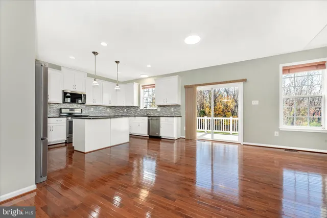 $450,000 | 18423 Roslin Place, Hagerstown, MD 21740