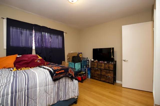 $2,400 | 55 East Jeffery Avenue, Wheeling, IL 60090