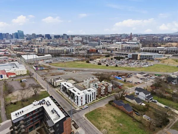 $250,000 | 623 26th Avenue North, Nashville, TN 37209