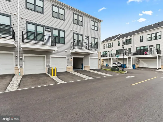 $4,000 | 715 Parker Boulevard, Princeton Junction, NJ 08540