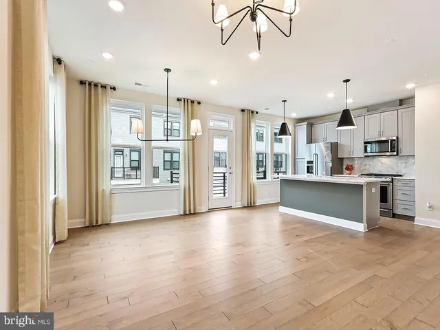 $4,000 | 715 Parker Boulevard, Princeton Junction, NJ 08540