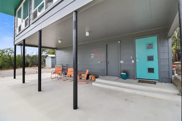 $329,900 | 607 West Hillside Drive, Coleman, TX 76834