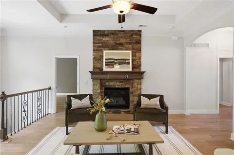$635,000 | 9892 Hollis Lane, Lenexa, KS 66227
