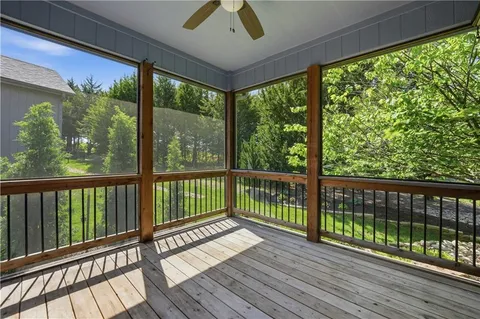 $635,000 | 9892 Hollis Lane, Lenexa, KS 66227