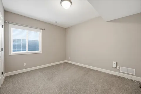 $635,000 | 9892 Hollis Lane, Lenexa, KS 66227