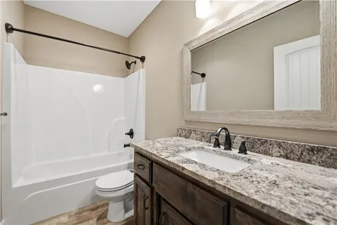 $635,000 | 9892 Hollis Lane, Lenexa, KS 66227