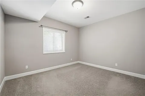 $635,000 | 9892 Hollis Lane, Lenexa, KS 66227