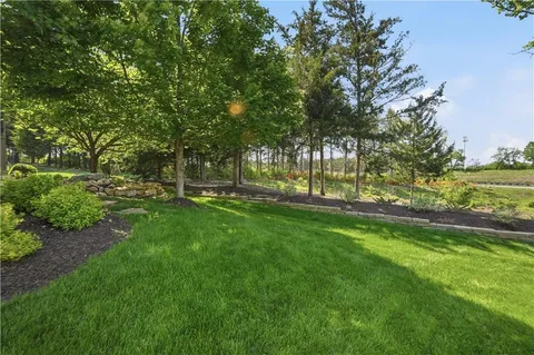 $635,000 | 9892 Hollis Lane, Lenexa, KS 66227