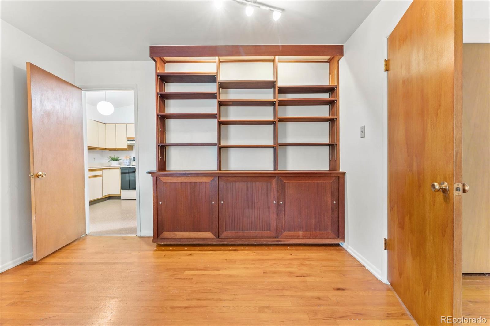 2205 South Stuart Street Denver, CO 80219 - Photo 13 of 34