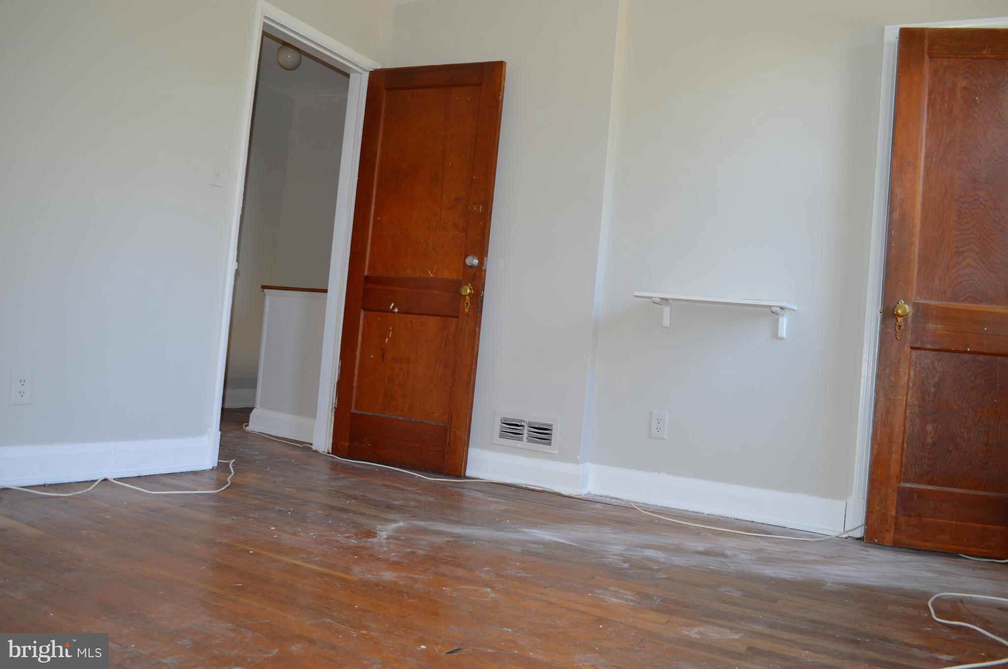 4211 Old Frederick Road Baltimore, MD 21229 - Photo 13 of 20 Bedroom (Master)
