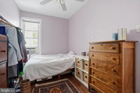 $2,100 | 887 North Judson Street, Philadelphia, PA 19130