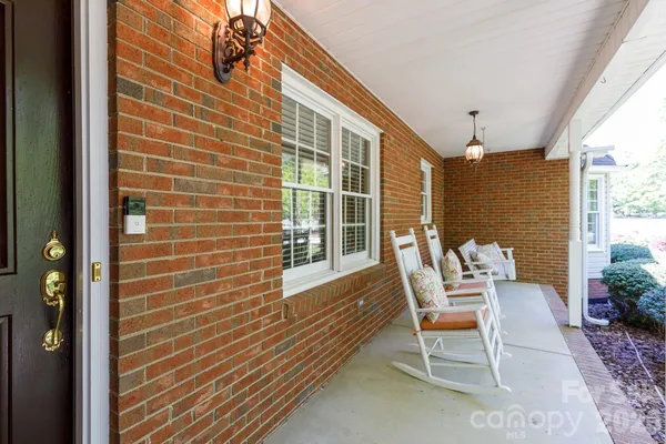 $750,000 | 4307 Edgeland Road, Edgemoor, SC 29712