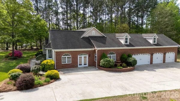 $750,000 | 4307 Edgeland Road, Edgemoor, SC 29712
