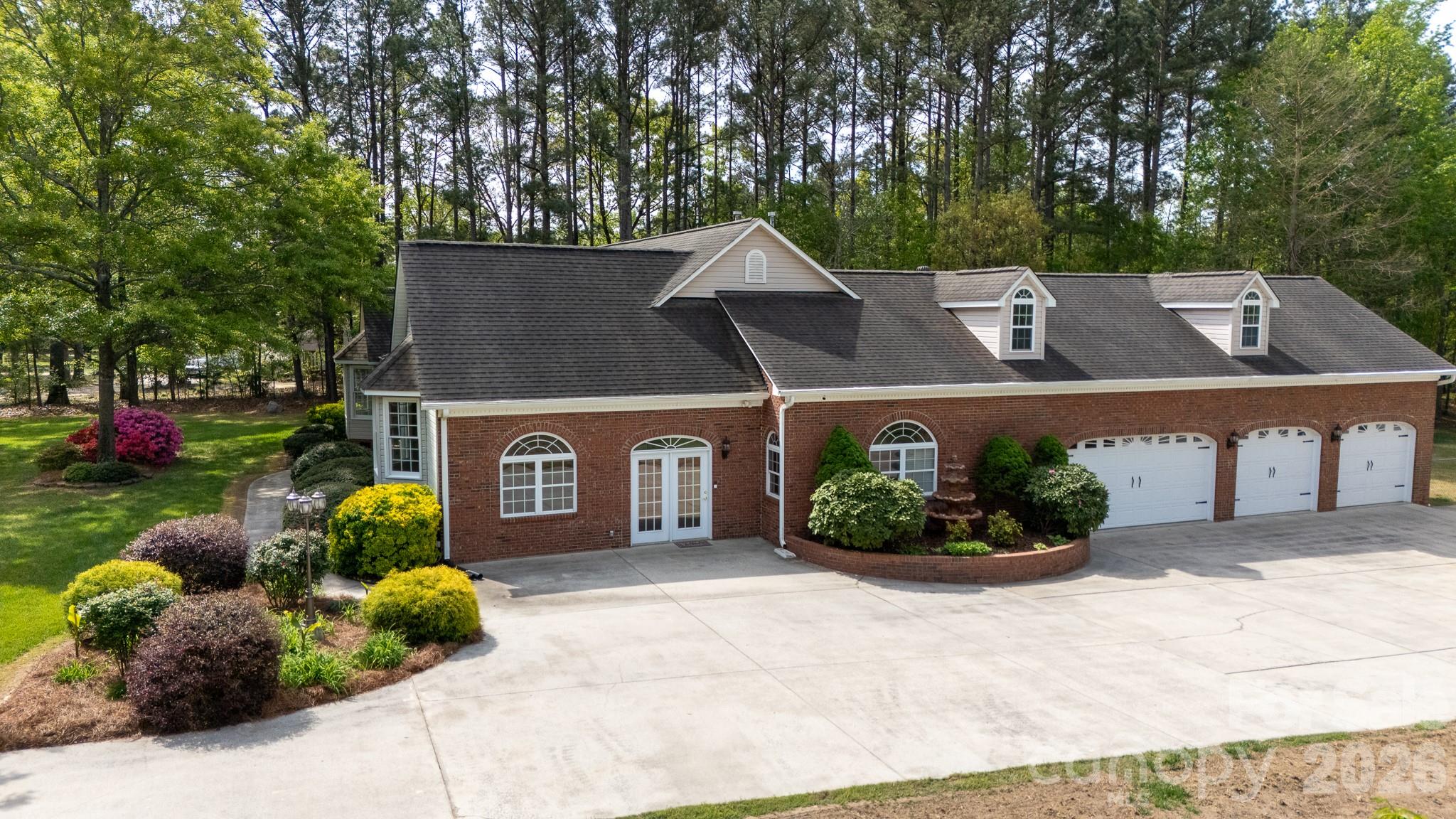 4307 Edgeland Road Edgemoor, SC 29712 - Photo 4 of 48