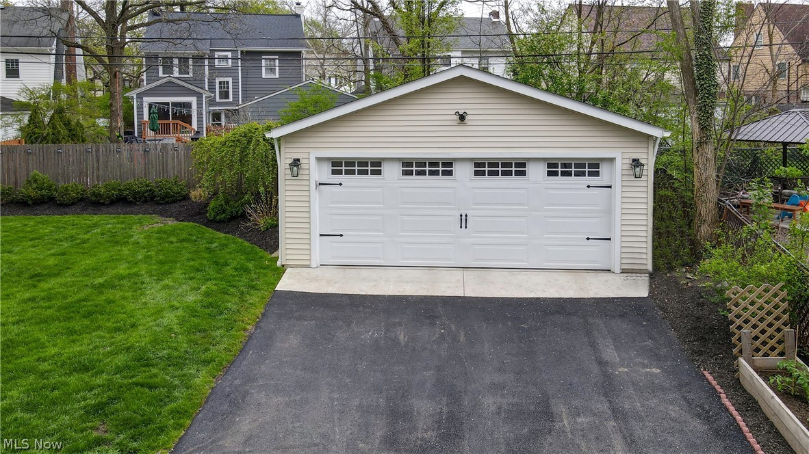 3359 Elsmere Road Cleveland, OH 44120 - Photo 24 of 27