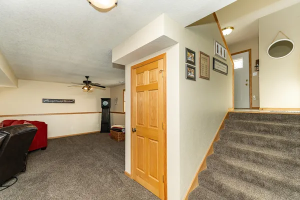 $379,900 | 506 9th Street Northwest, Dodge Center, MN 55927