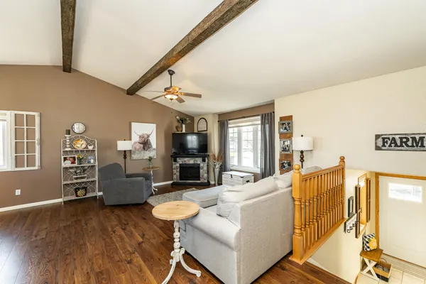 $379,900 | 506 9th Street Northwest, Dodge Center, MN 55927