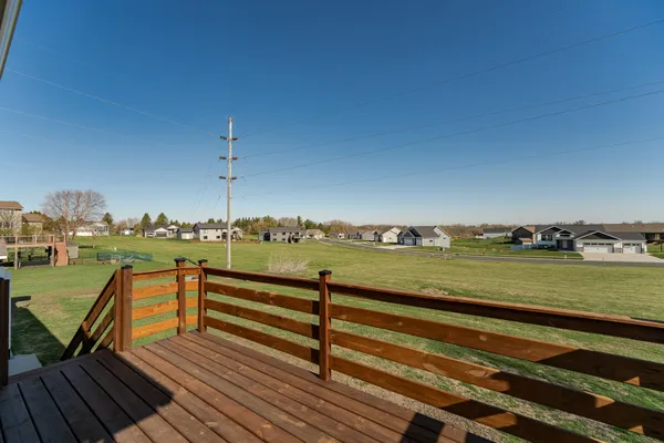 $379,900 | 506 9th Street Northwest, Dodge Center, MN 55927