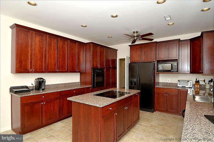 17951 Moore Road Dickerson, MD 20842 - Photo 7 of 30 Kitchen