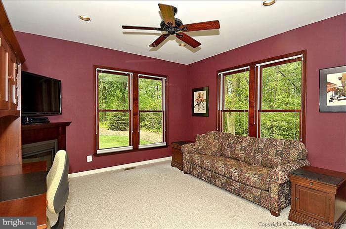 17951 Moore Road Dickerson, MD 20842 - Photo 9 of 30 Interior (General)