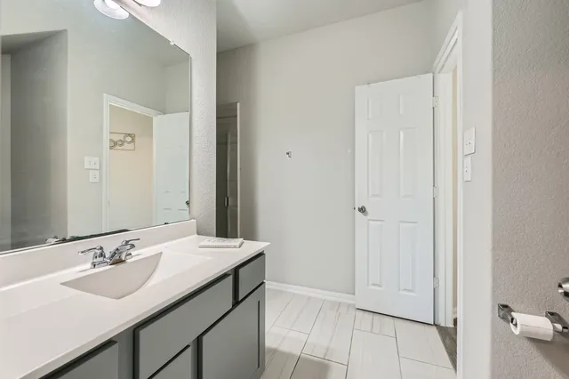 $390,000 | 32714 Oak Heights Lane, Brookshire, TX 77423