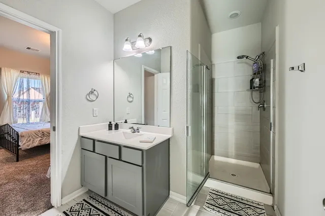 $390,000 | 32714 Oak Heights Lane, Brookshire, TX 77423