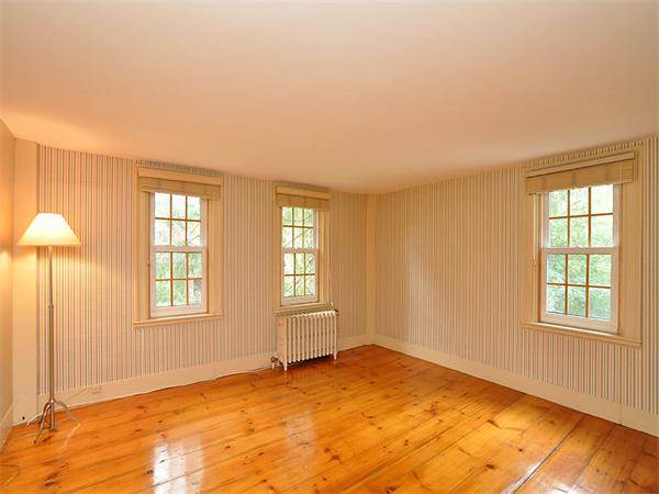 435 High Street Walpole, MA 02081 - Photo 14 of 24 an empty room with windows