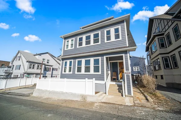 $5,200 | 455 Broadway, Unit 2, Somerville, MA 02145