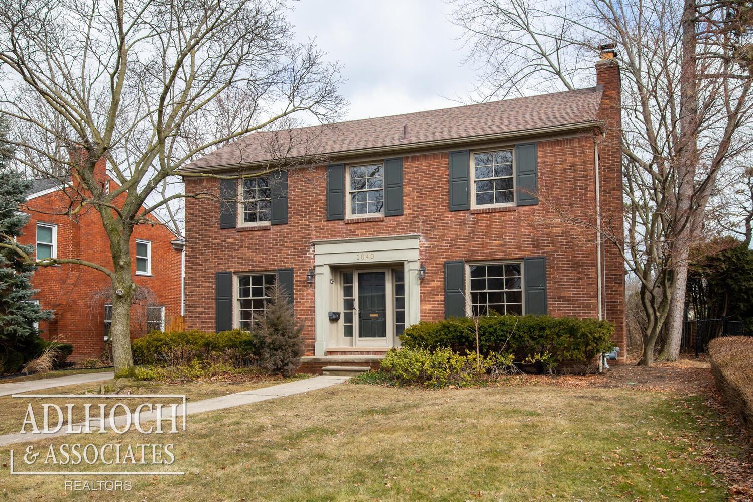 1040 Whittier Road Grosse Pointe, MI 48230 - Photo 1 of 17 50102979.JPG