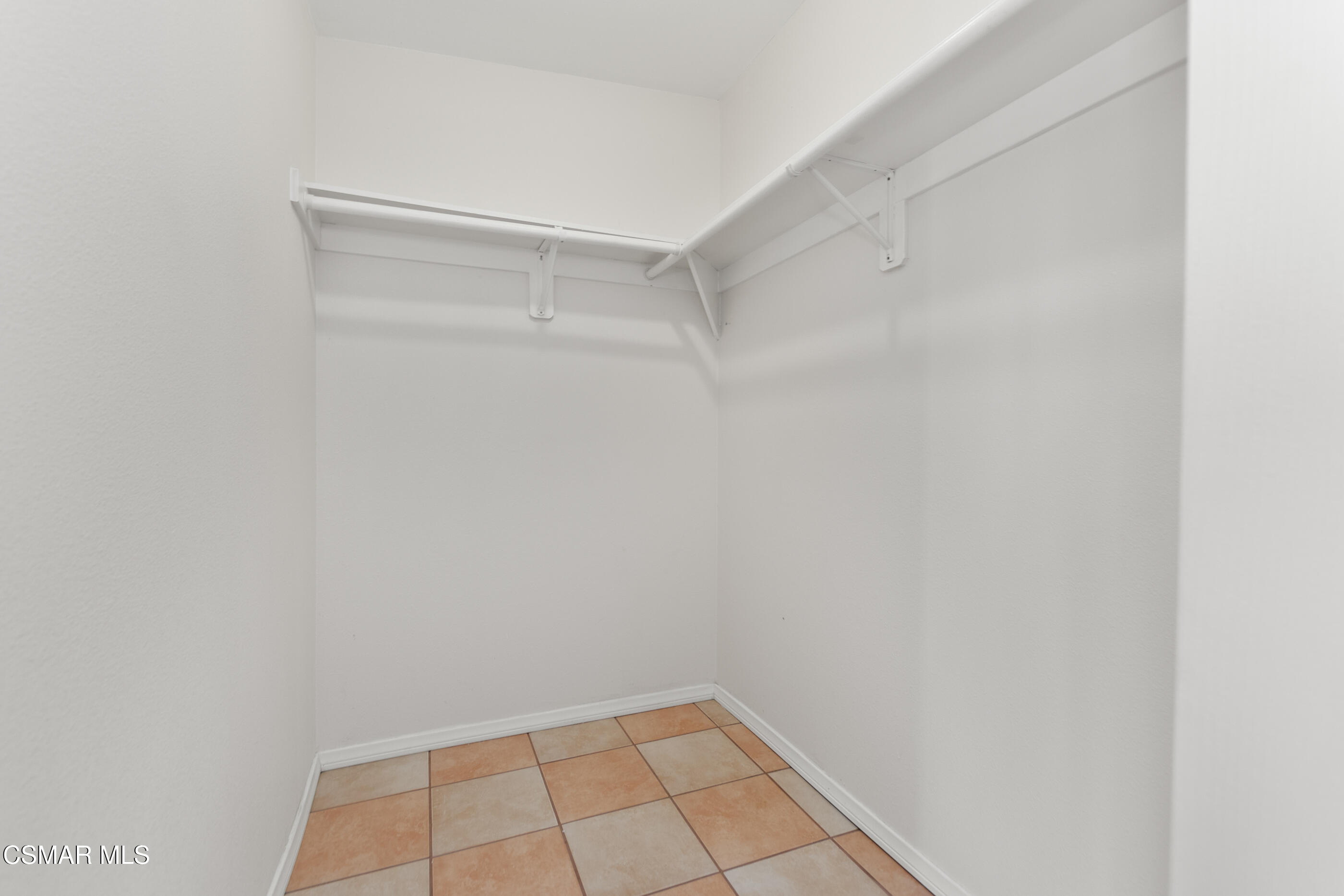 1204 Deodar Avenue Oxnard, CA 93030 - Photo 19 of 25 a view of an empty room