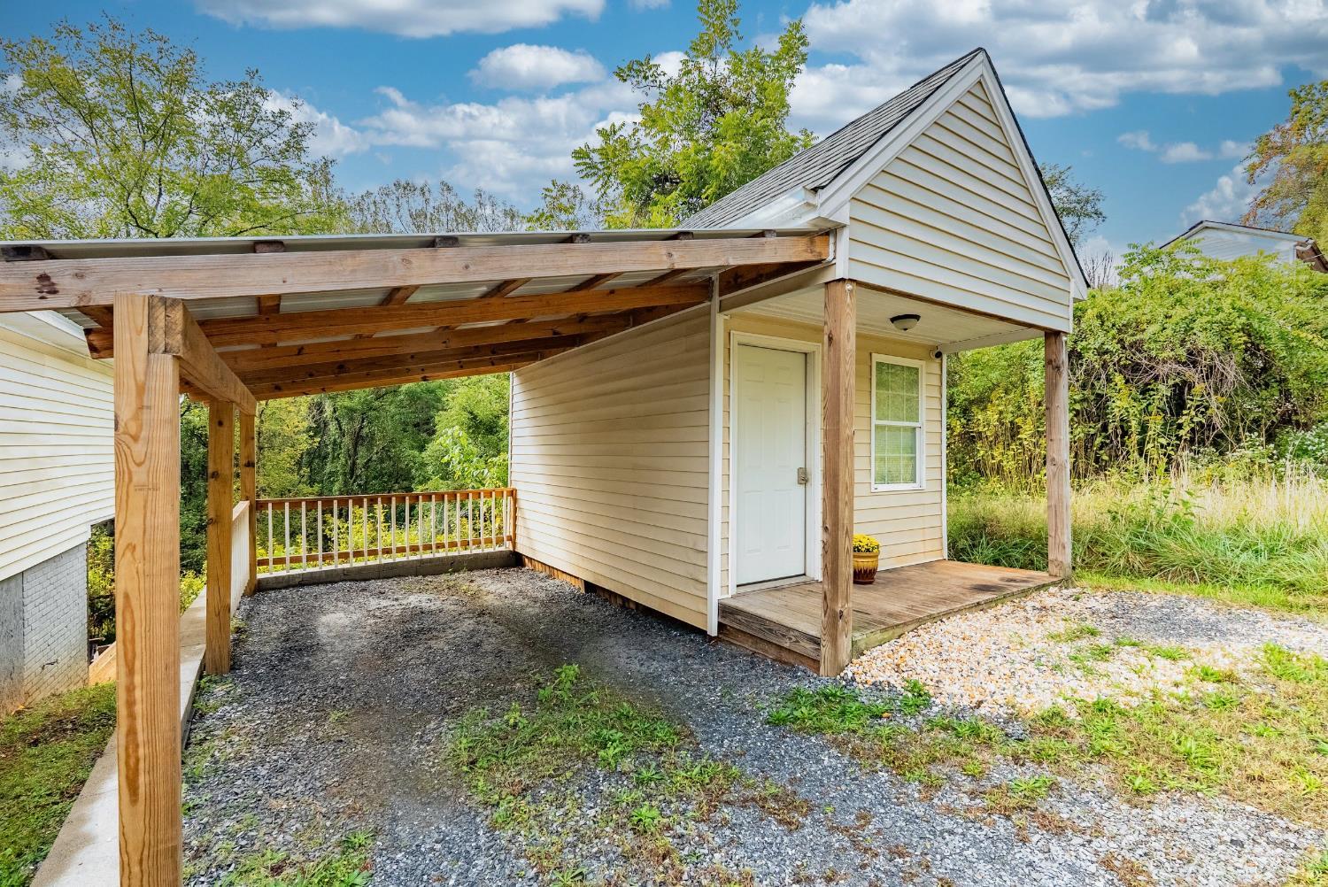 218 Winston Ridge Road Lynchburg, VA 24501 - Photo 34 of 40 Gallery Image 34